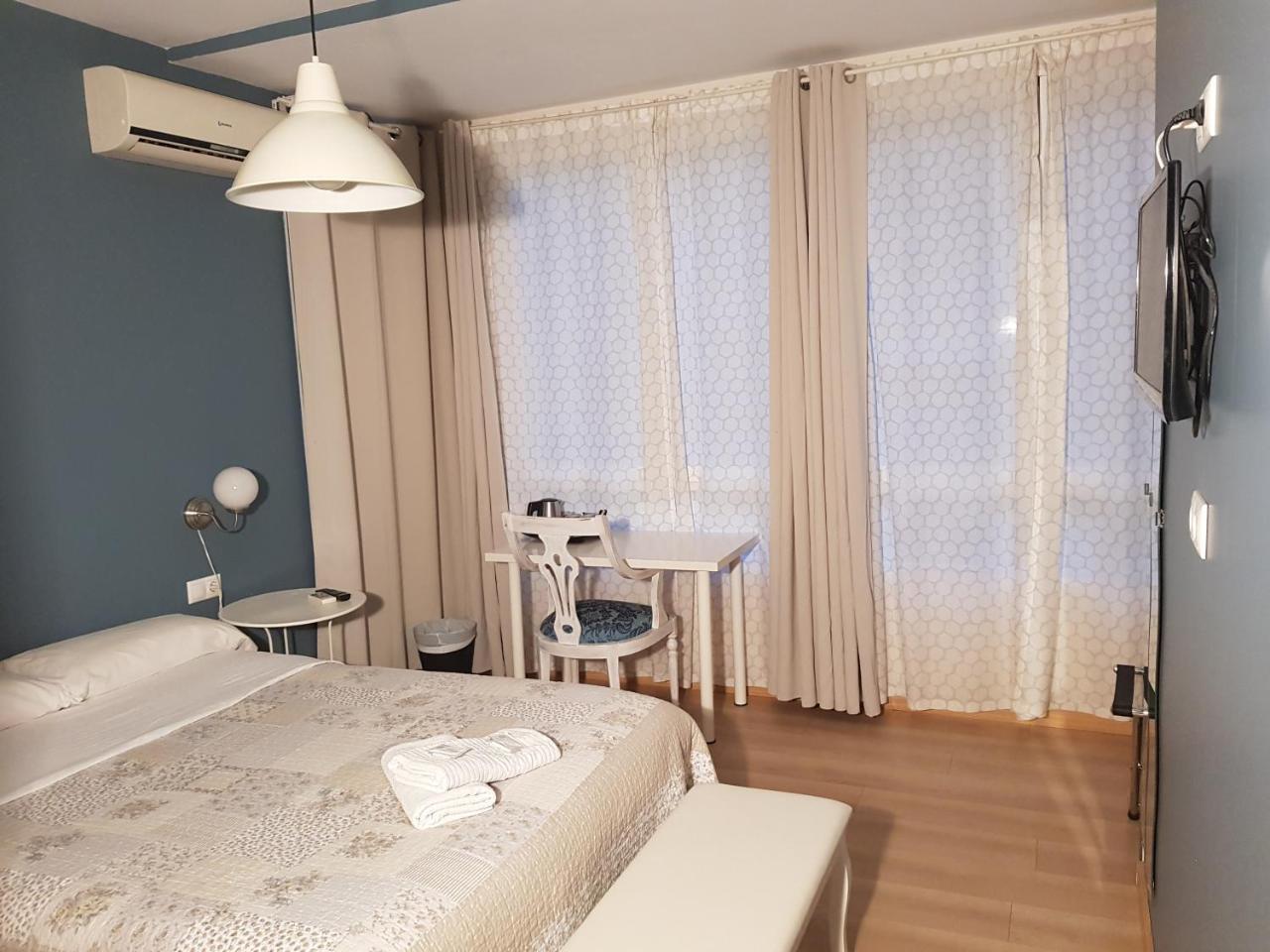 Pension Arena Alicante Phòng bức ảnh